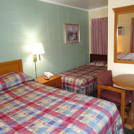 Tower Motel Green Bay Extérieur photo