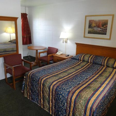 Tower Motel Green Bay Extérieur photo