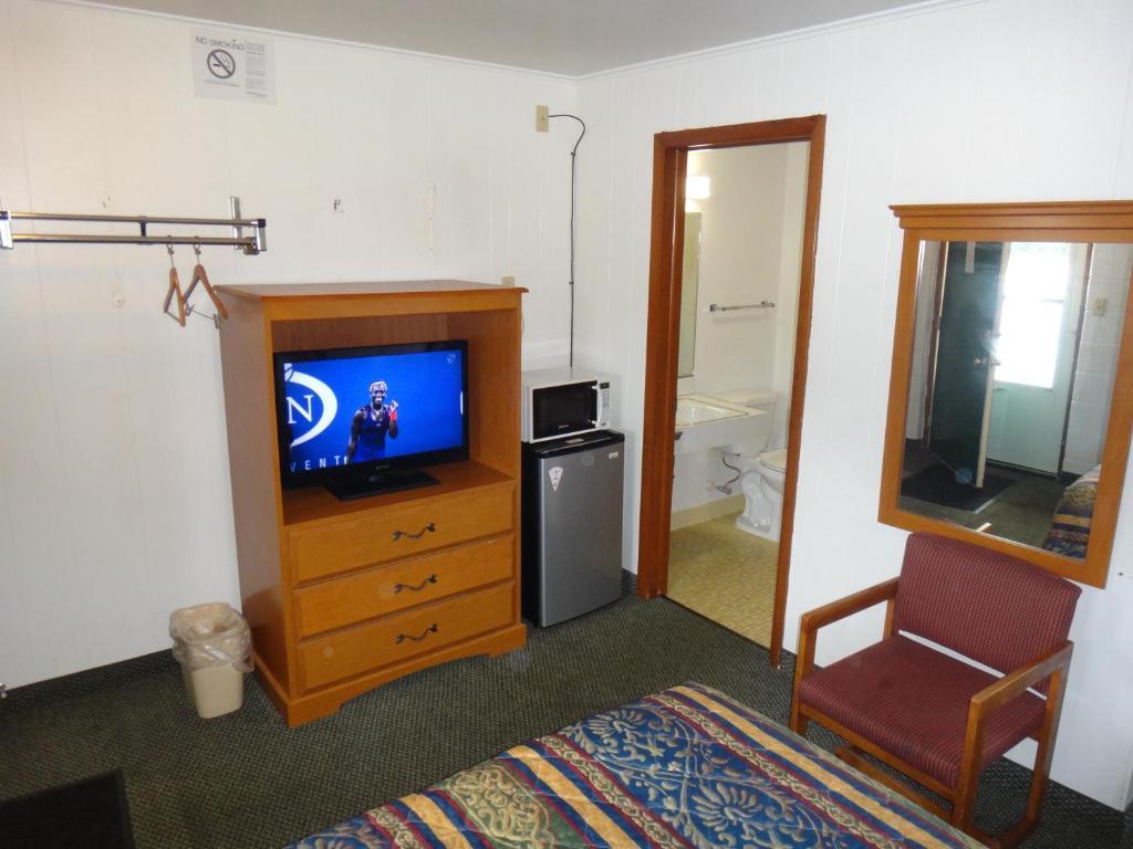 Tower Motel Green Bay Extérieur photo